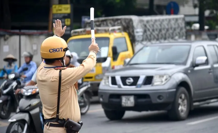 Công an Hà Nội phân luồng giao thông đón Đoàn khách quốc tế sang thăm Việt Nam