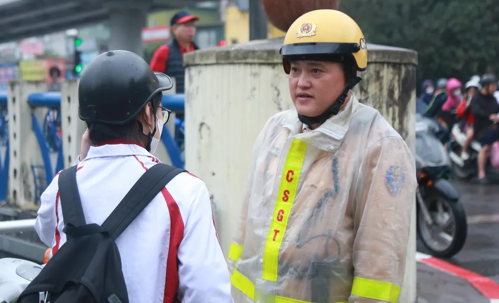 ho-sinh-vi-pham-giao-thong (12).jpg