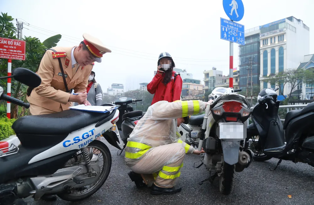 ho-sinh-vi-pham-giao-thong (4).jpg