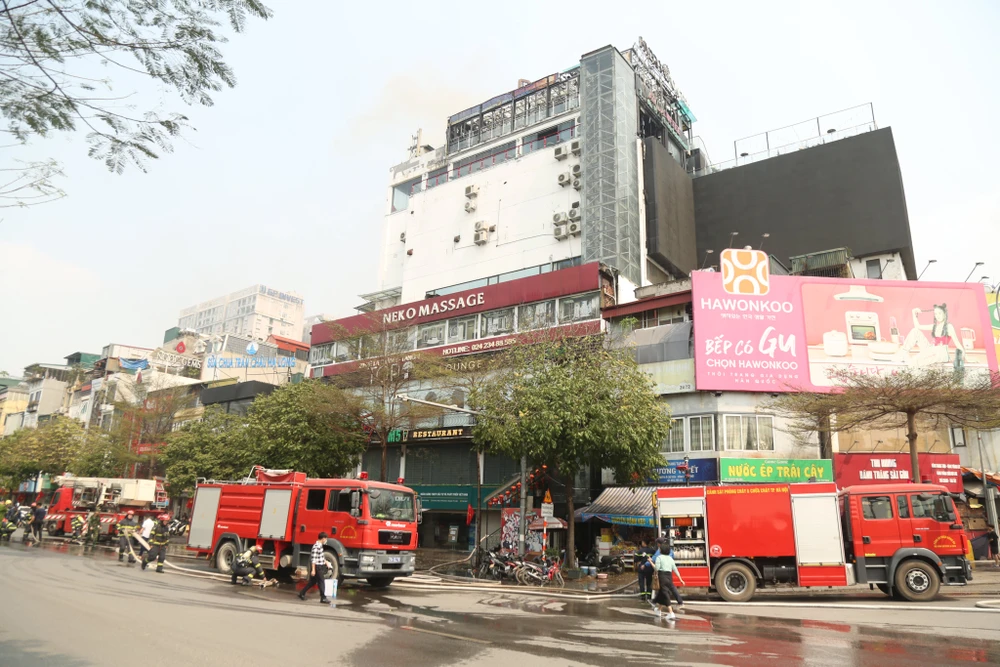 Khu vực kinh doanh cafe tầng mái nhà hỗn hợp OCD. Ảnh: CTV toa-nha-hon-hop-ocd.jpg