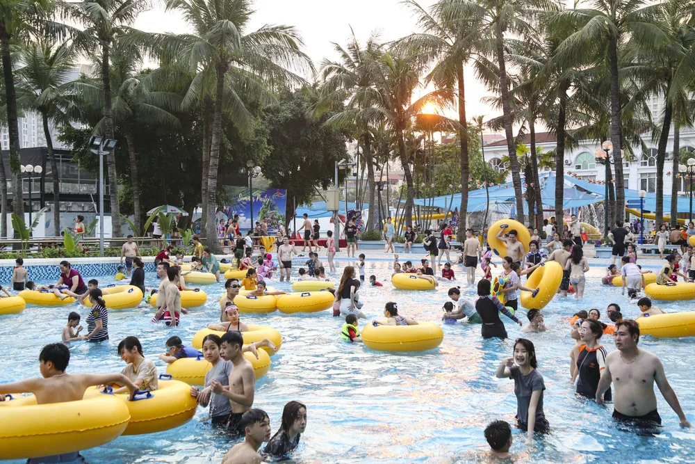 cong-vien-nuoc-ho-tay (9).jpg