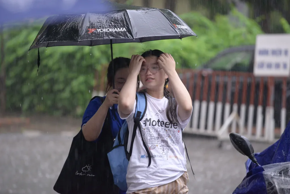 thi-sinh-du-thi (1).jpg