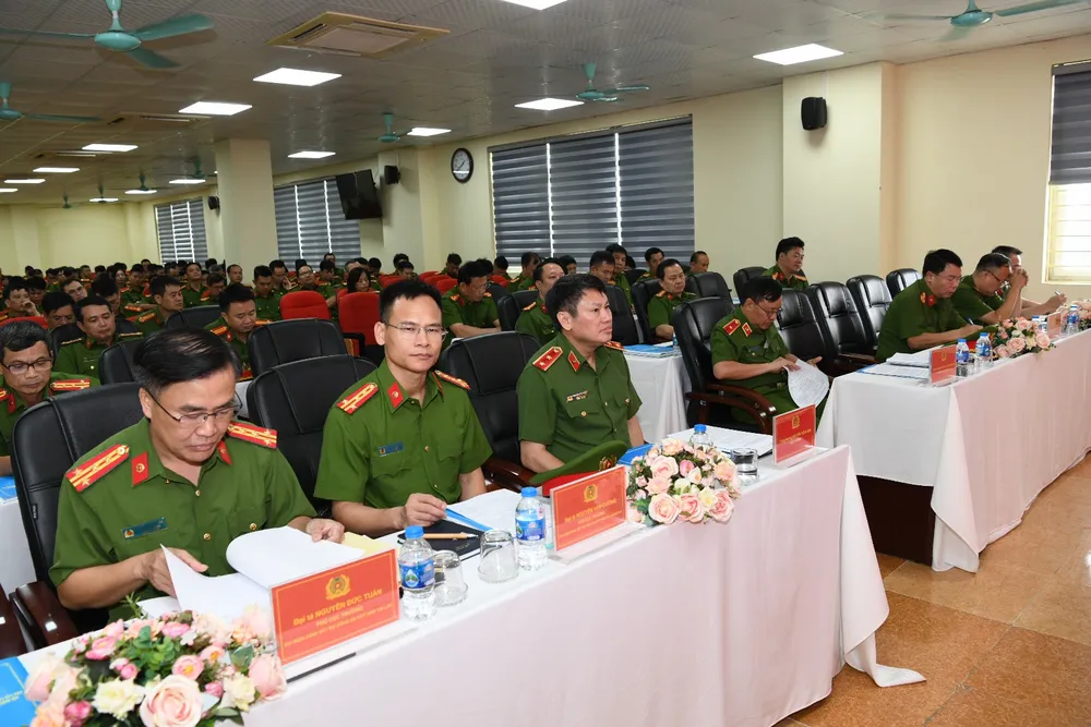 Toàn cảnh về hội nghị nghị sơ kết công tác 6 tháng đầu năm 2024 của lực lượng Cảnh sát điều tra tội phạm về ma túy.Ảnh CA z5648854516718_b53894eb0fa5fd2678d253130ac37f92.jpg