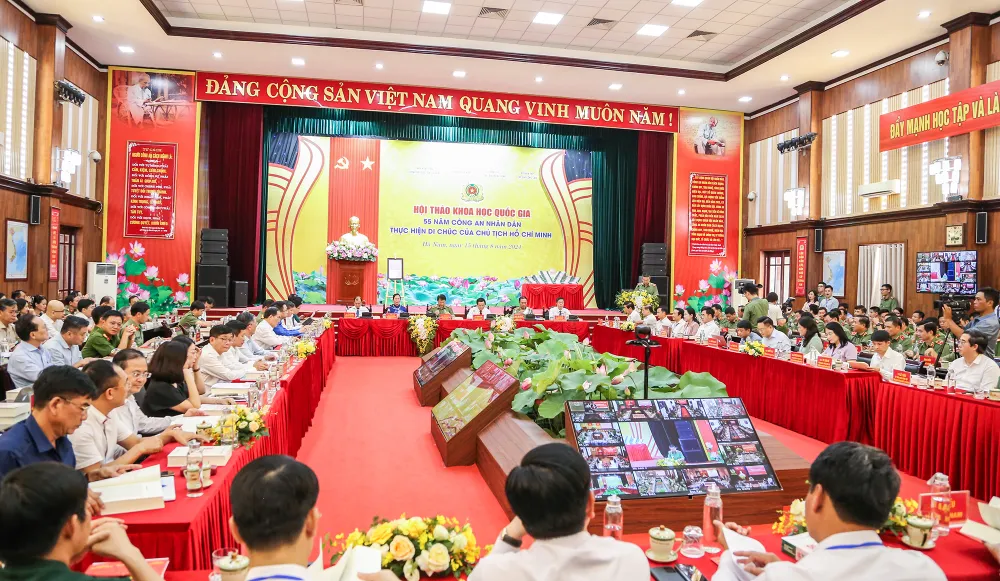 Bộ trưởng Lương Tam Quang tại hội thảo '55 năm Công an Nhân dân thực hiện Di chúc của Chủ tịch Hồ Chí Minh'