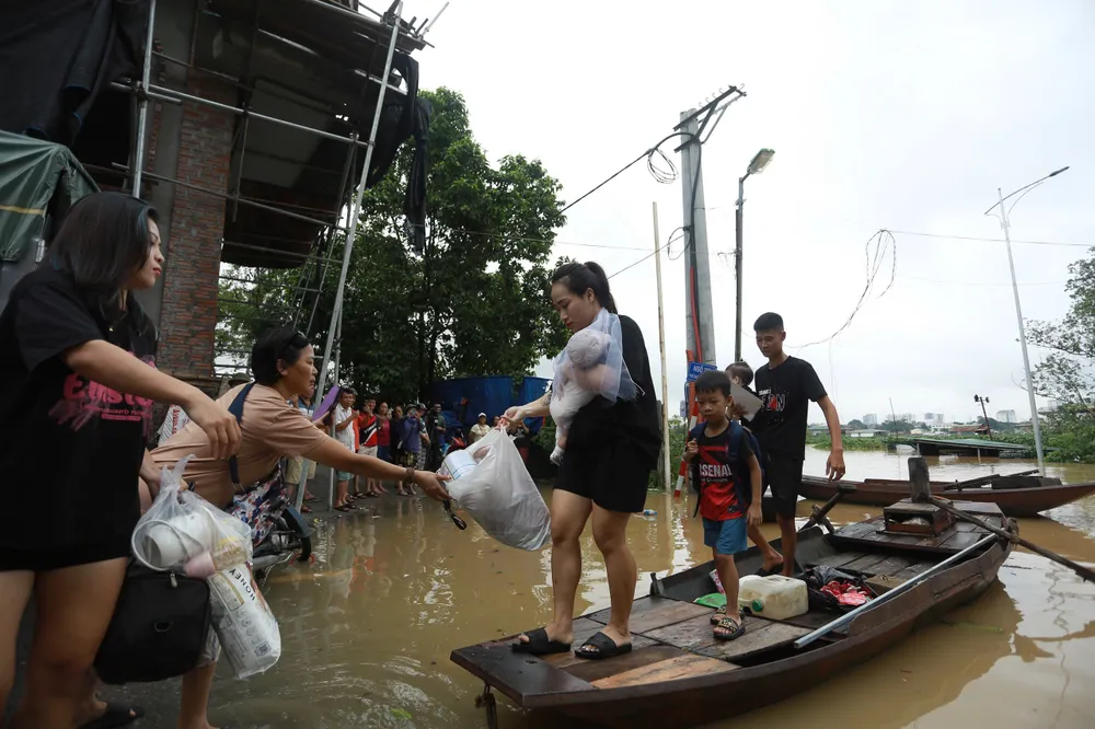 nuoc-song-hong-dang-nhanh (13).jpg