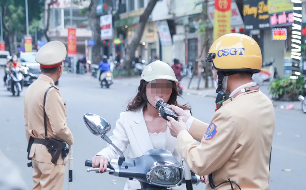 Luật TTATGT đường bộ sẽ có hiệu lực thi hành từ ngày 1-1-2025. Ảnh PHI HÙNG Kế hoạch triển khai Luật Trật tự an toàn giao thông đường bộ