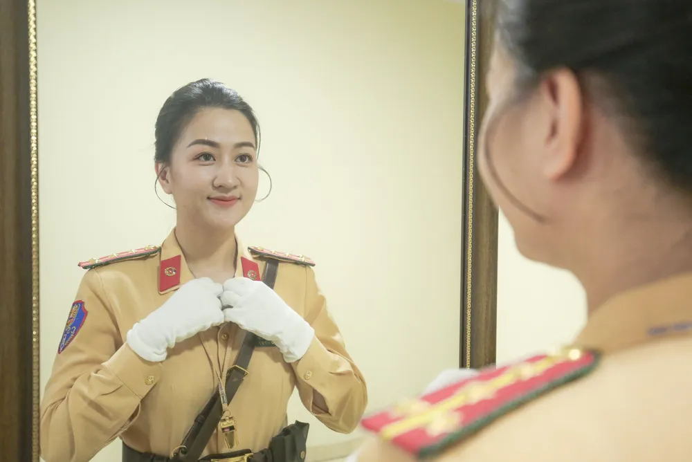 nu-csgt-hà-noi (35).jpg