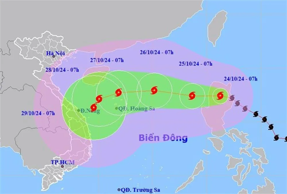 Dự báo vị trí và đường đi của bão Trà Mi. Ảnh NCHMF Dự báo vị trí và đường đi của bão Trà Mi. Ảnh NCHMF