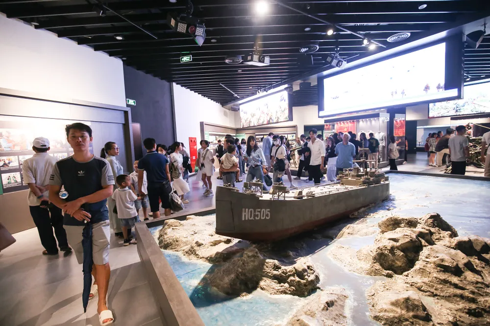 bao-tang-lich-su-quan-su (8).JPG