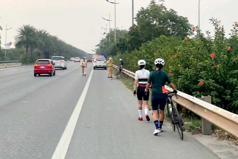 csgt-bat-xe-dap (6).jpg