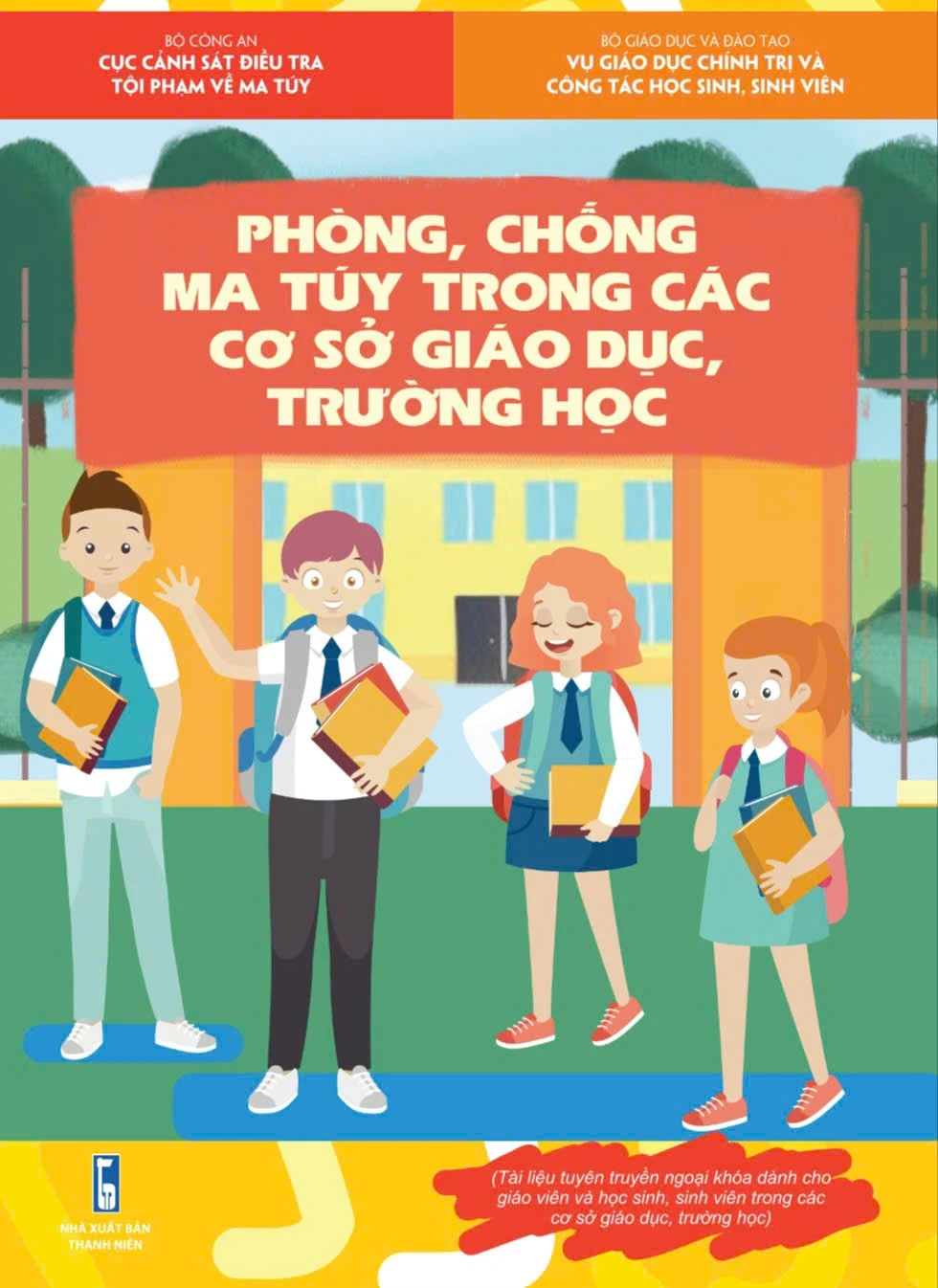Bộ công an phối hợp phát sách ‘Phòng, chống ma túy trong các cơ sở giáo dục, trường học’