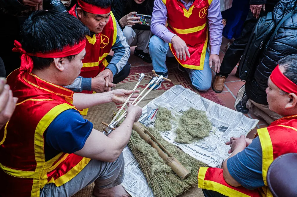 nau-com-thi (12).JPG