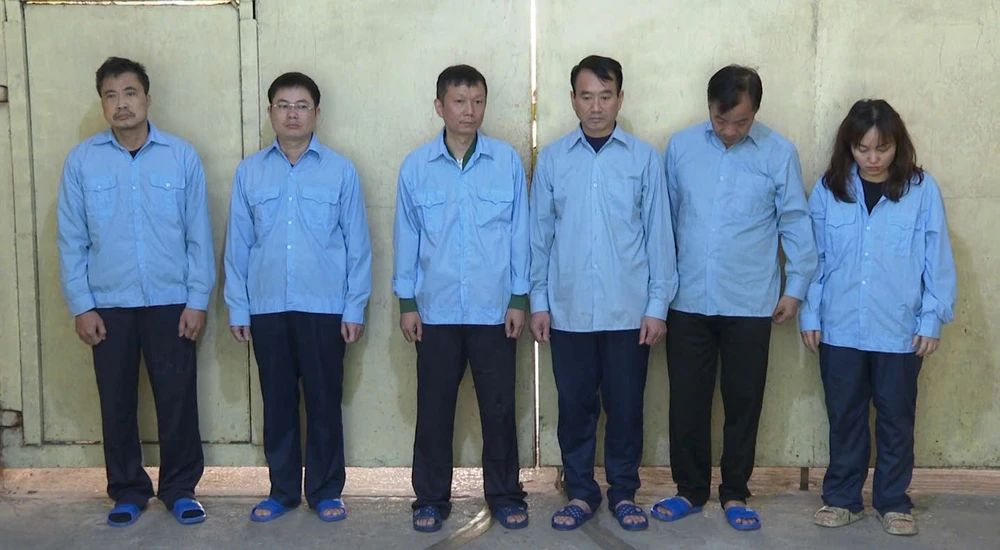 nhan-hoi-lo.jpg