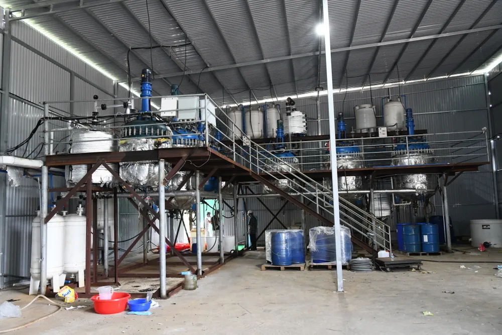 Hệ thống máy móc sử dụng sản xuất trái phép chất ma túy