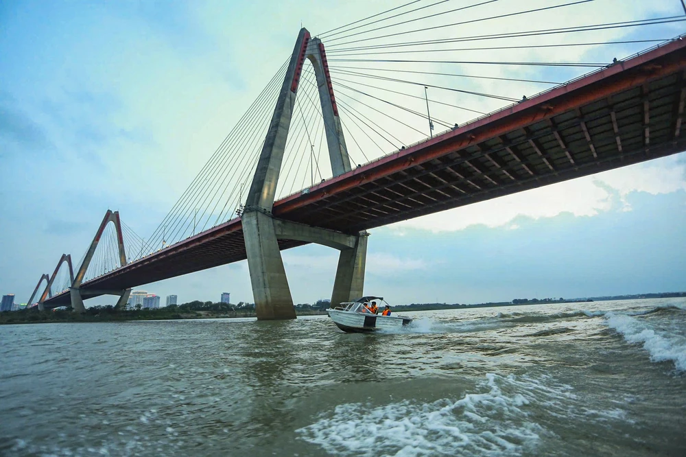 canh-sat-duong-thuy (9).jpg