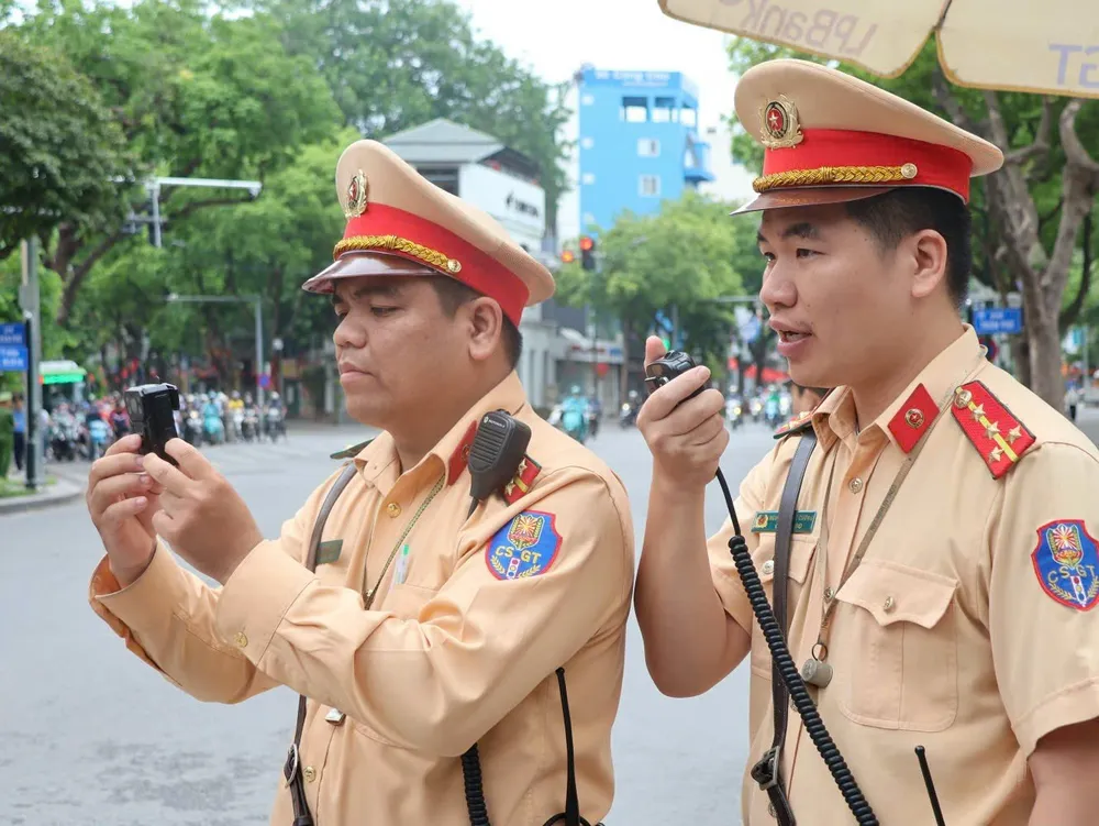 ghi-hinh-phat-nguoi (1).jpg