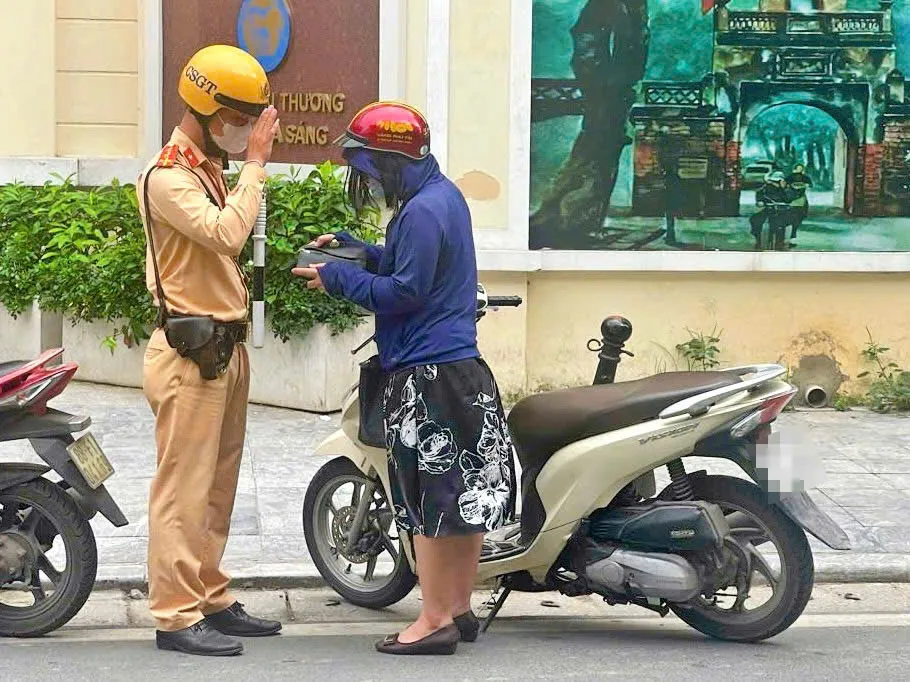 di-nguoc-chieu (7).jpg