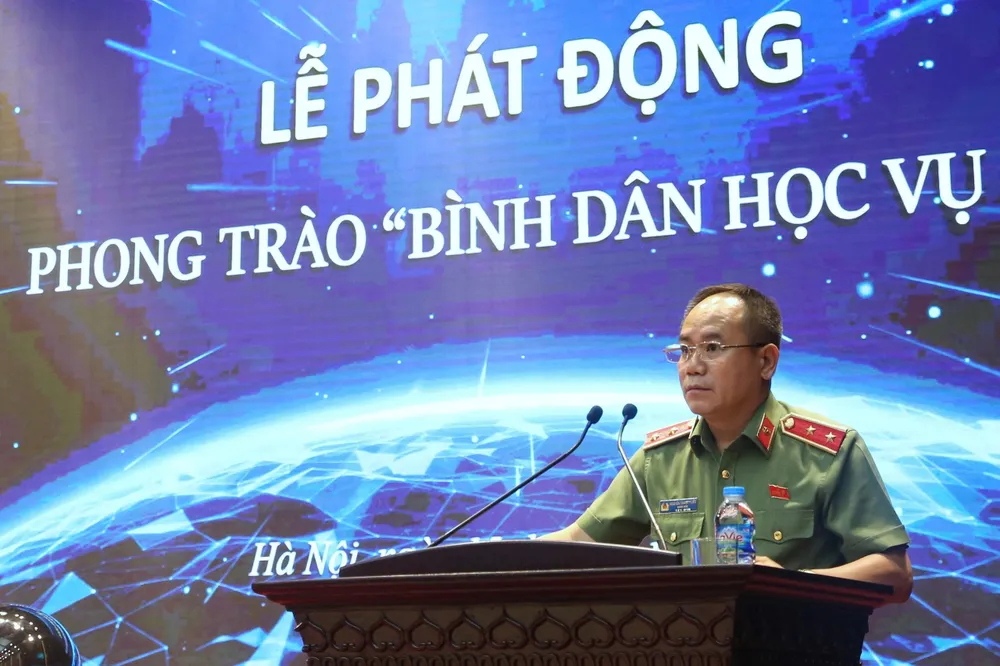 Trung tướng Nguyễn Thanh Tùng, Giám đốc Công an Hà Nội, phát biểu tại buổi lễ. Ảnh NGỌC BÍCH cong-an-ha-noi (4).jpg