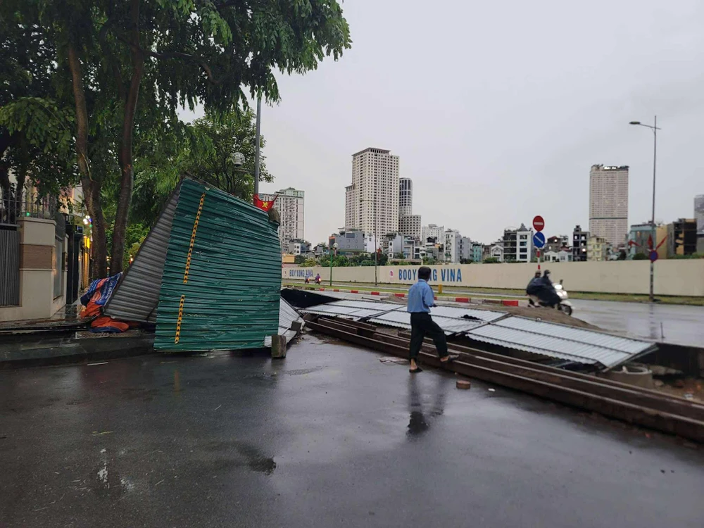 con-mua-giong (5).jpg