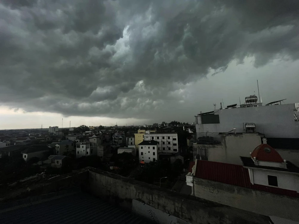 con-mua-giong (9).jpg