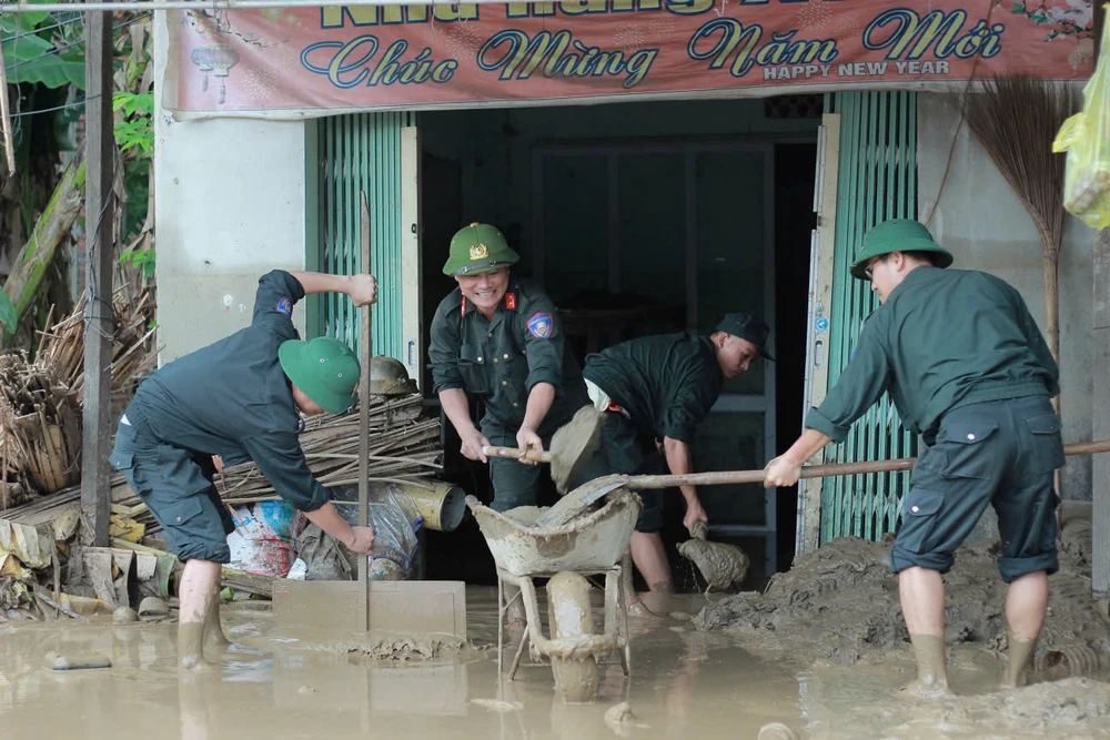 canh-sat-co-dong (14).jpg