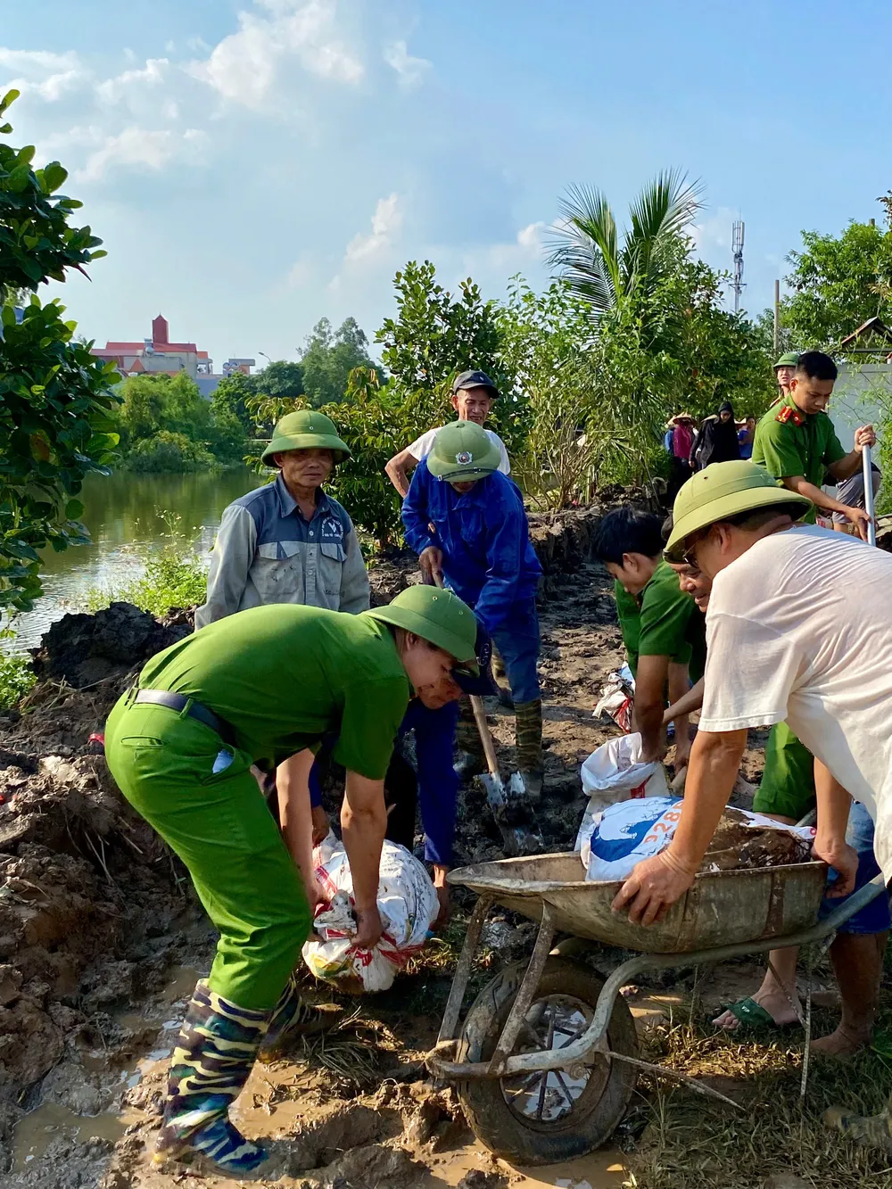 cong-an-ha-noi (6).jpg