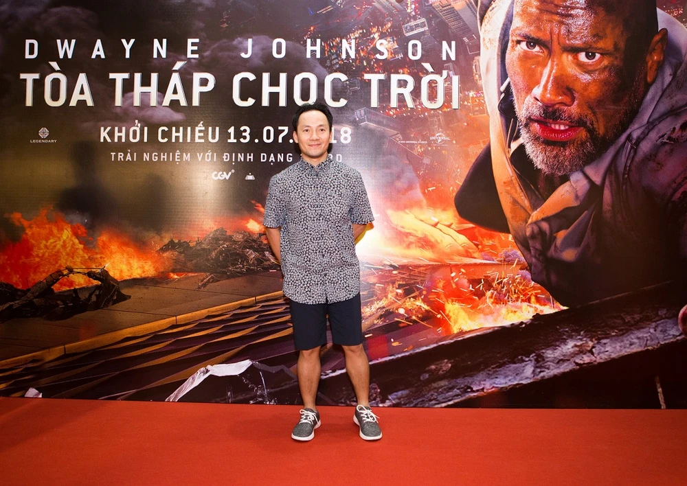 Hàng loạt hot girl dự buổi ra mắt phim Tòa tháp chọc trời ảnh 12