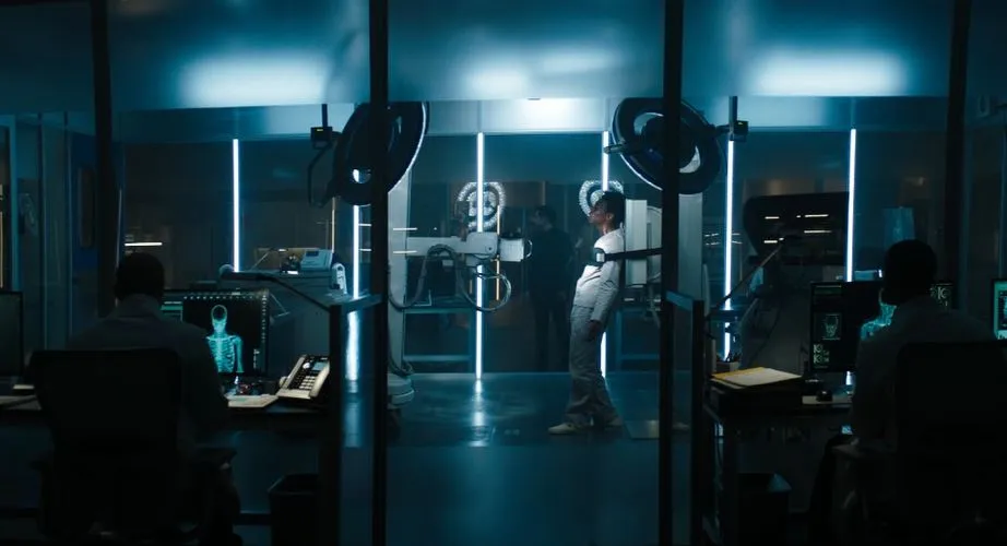 Kẻ phản anh hùng Venom ngày càng đáng sợ trong trailer mới ảnh 6