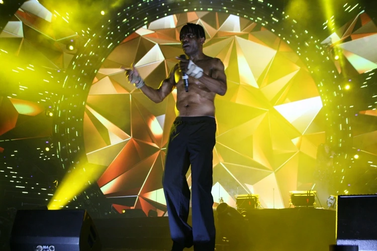 Boney M biến Vinpearl Land thành một “sàn disco trên đảo“ ảnh 7