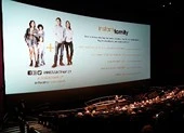 Hai nghệ sĩ đoạt giải Emmy và Grammy về Việt Nam diễn ảnh 5 “Con nuôi bất đắc dĩ” phim hài nhẹ cho gia đình vào cuối tuần