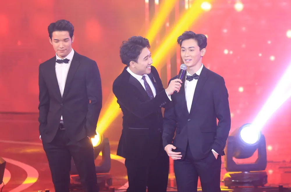 'Người Ấy Là Ai?' xuất hiện trong Sóng Xuân 19 ảnh 2