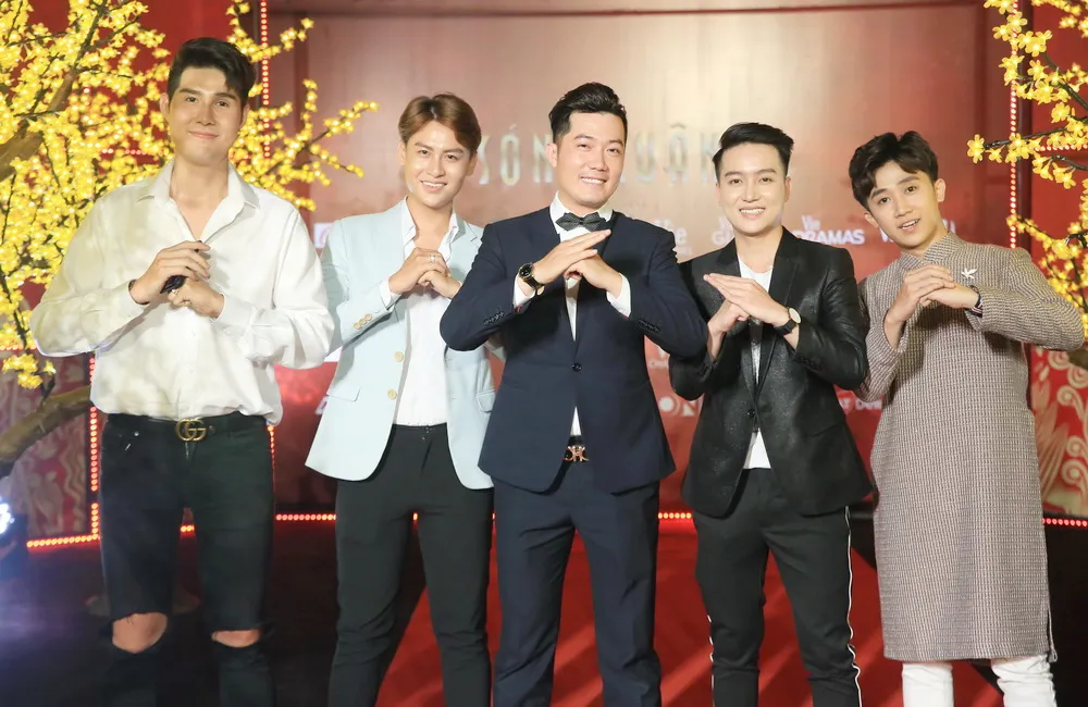 'Người Ấy Là Ai?' xuất hiện trong Sóng Xuân 19 ảnh 3