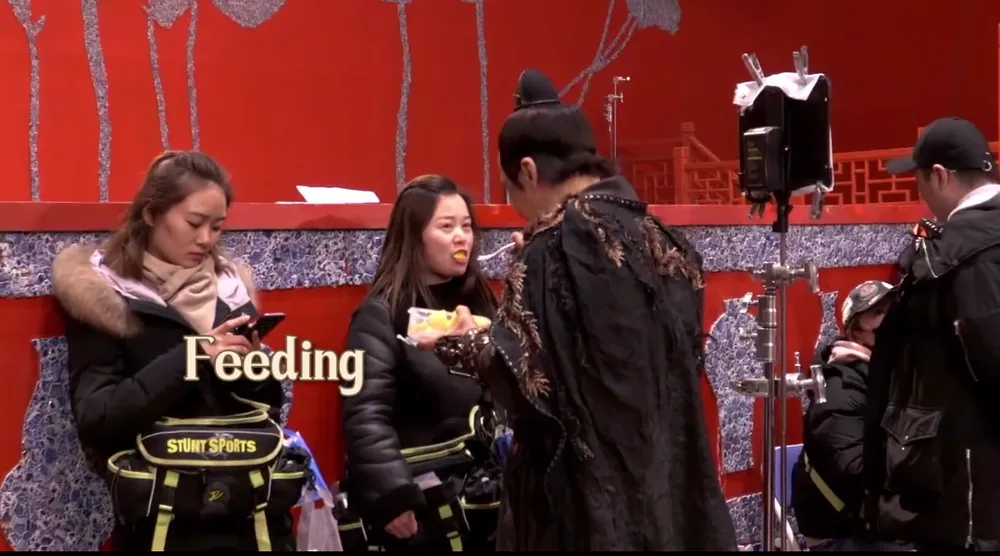 Thành Long trở lại với phim tết “Đại chiến âm dương“ ảnh 5