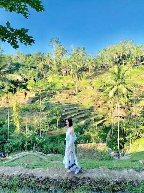 Ngắm Hà Thu diện bikini tại Bali ảnh 5