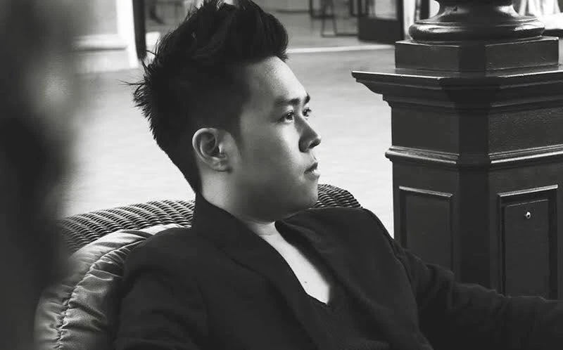 Nghe Lê Hiếu livestream kể chuyện bằng tình ca ảnh 1