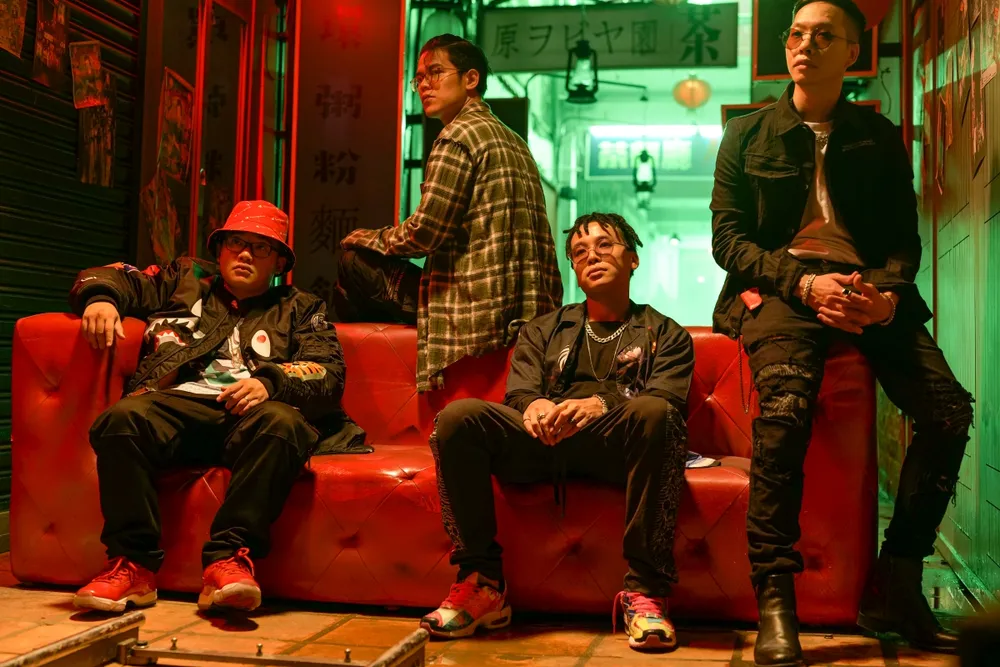 Sau tin đồn kết hôn, Tóc Tiên xuất hiện hình ảnh ngỡ ngàng ảnh 4 Sau tin đồn kết hôn, Tóc Tiên xuất hiện hình ảnh ngỡ ngàng ảnh 4