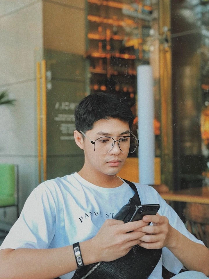 Noo Phước Thịnh trở lại với tấm poster MV đầy ám ảnh ảnh 2