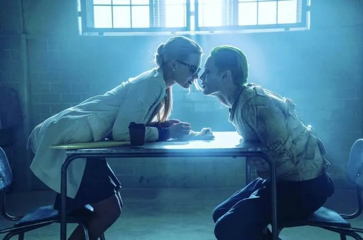 Harley Quinn và hàng loạt mối tình ngang trái không ngờ ảnh 2