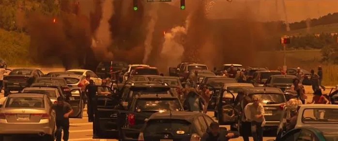 Nam thần Gerard Butler cùng Deadpool sinh tồn trong phim mới ảnh 3