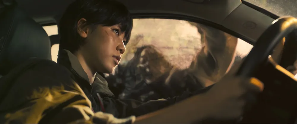 Cô bé Lee Re ghi điểm tuyệt đối qua phim bom tấn Bán đảo ảnh 4