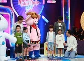Khách mời cạn lời trước màn xin quà của Trấn Thành ảnh 7 Trấn Thành lấn sân beatbox cho Nicky Monstar trong gameshow