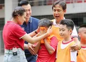 Trò cưng Nguyễn Hồng Sơn đội mưa xem V-League 2020 ảnh 9 Hồ Bích Trâm táo bạo, yêu cầu loại HLV Nguyễn Hồng Sơn