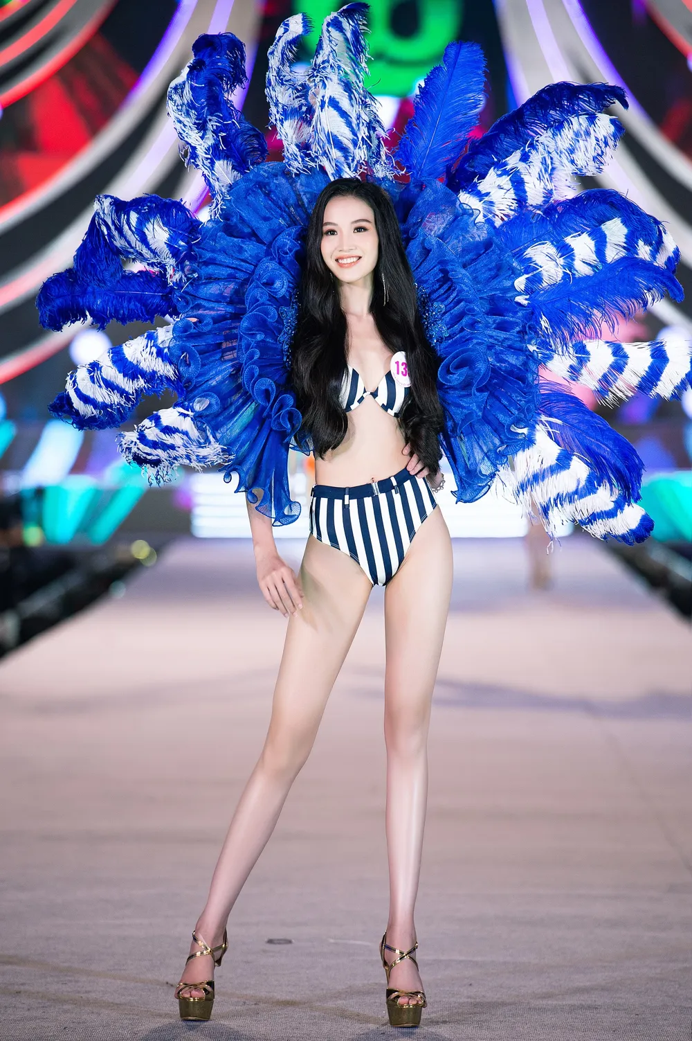 Ngắm người đẹp diện bikini Hoa hậu Việt Nam 2020 ảnh 39 Ngắm người đẹp diện bikini Hoa hậu Việt Nam 2020 ảnh 39