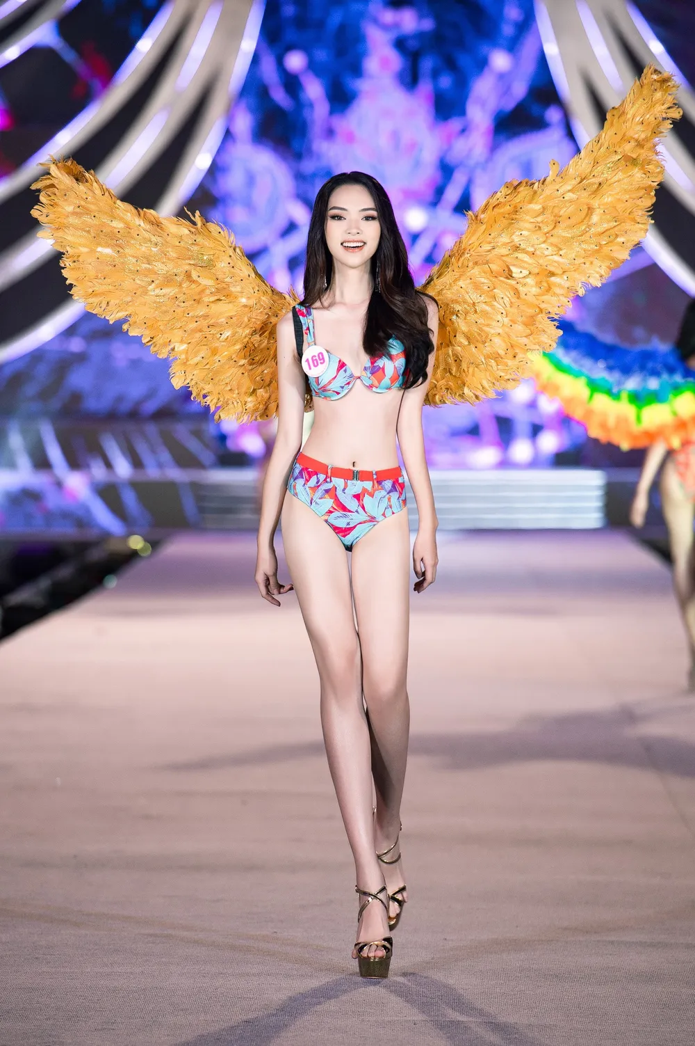 Ngắm người đẹp diện bikini Hoa hậu Việt Nam 2020 ảnh 29 Ngắm người đẹp diện bikini Hoa hậu Việt Nam 2020 ảnh 29