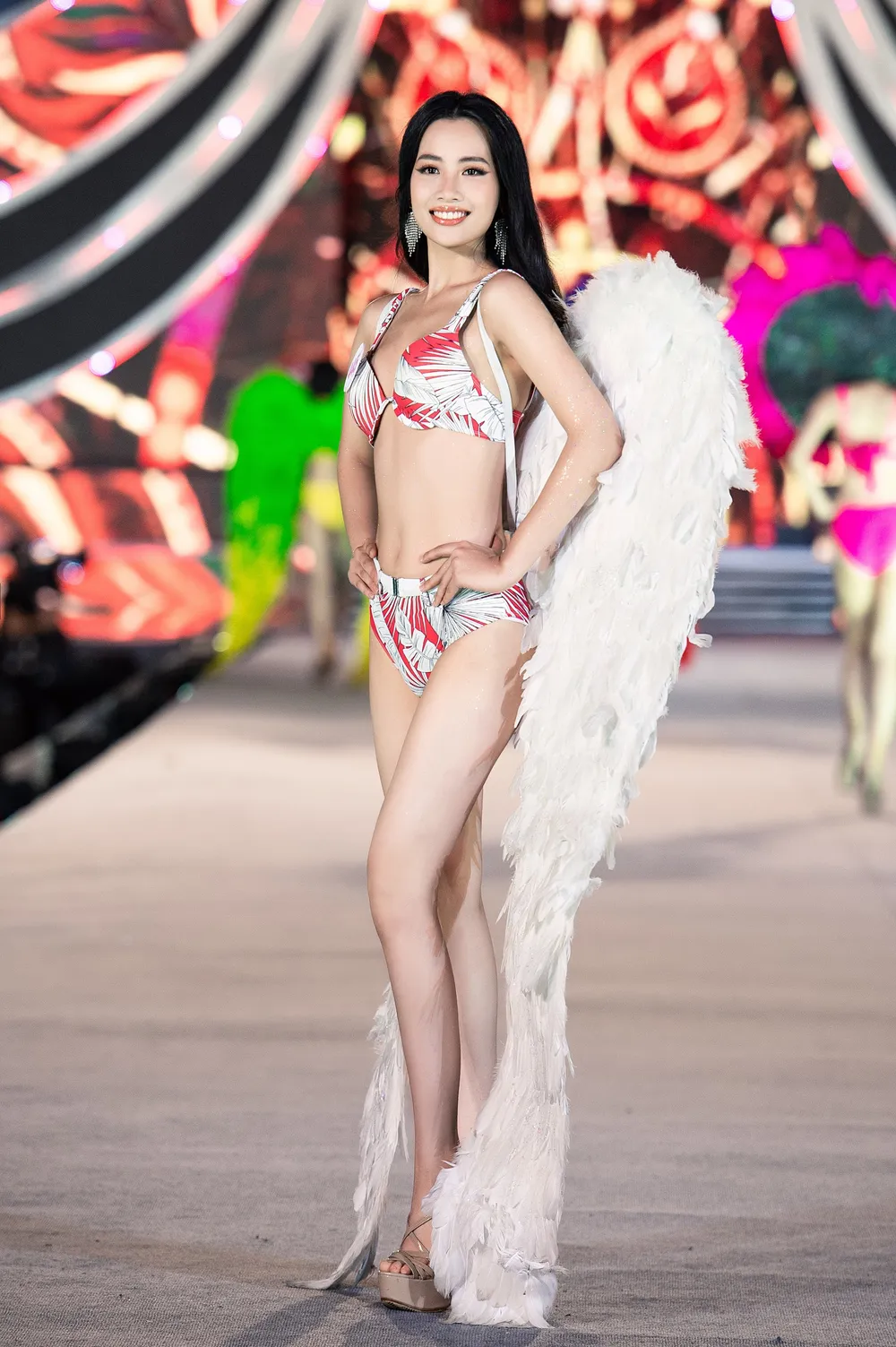 Ngắm người đẹp diện bikini Hoa hậu Việt Nam 2020 ảnh 25 Ngắm người đẹp diện bikini Hoa hậu Việt Nam 2020 ảnh 25