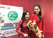Á hậu 1 Phương Anh lần đầu làm MC bắn song ngữ Anh - Pháp ảnh 7 Hoa hậu Diễm Hương nhớ cha trong Ngày của Phở