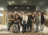 Hé lộ gia đình nhỏ siêu cưng của Bố Già Trấn Thành ảnh 6 Ê-kíp Bố già hội ngộ trong tiệc đóng máy