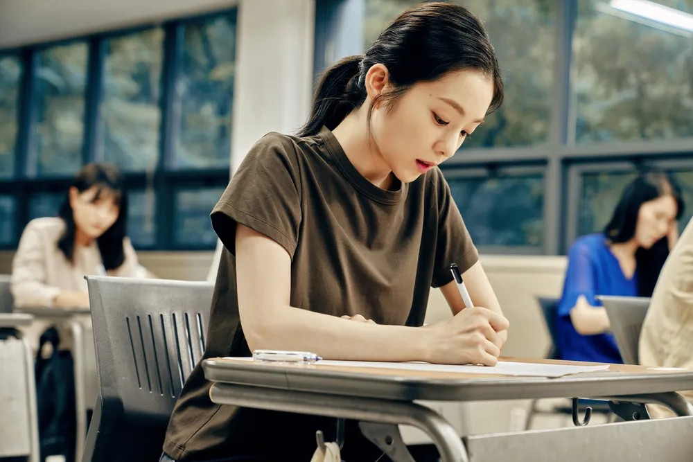 Irene được khen khi lần đầu đóng chính 'Nhân đôi tình yêu' ảnh 1 Irene được khen khi lần đầu đóng chính 'Nhân đôi tình yêu' ảnh 1