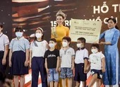 Hoa hậu Thùy Tiên diện bikini nhân dịp đầu năm mới ảnh 6 Hoa hậu Thùy Tiên hỗ trợ trẻ mồ côi do dịch COVID-19