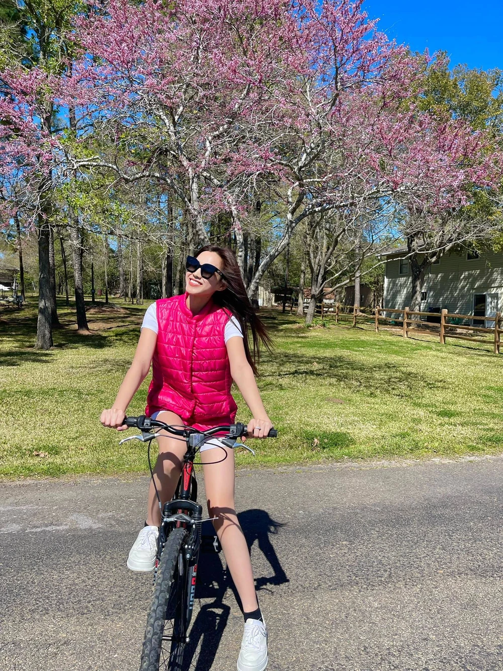 Tài khoản của hoa hậu Đỗ Thị Hà bị mạo danh nhờ chuyển tiền ảnh 2